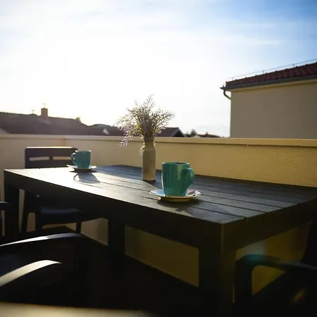Apartment Sea Breeze 110m2 Family Near Sibenik Zaboric