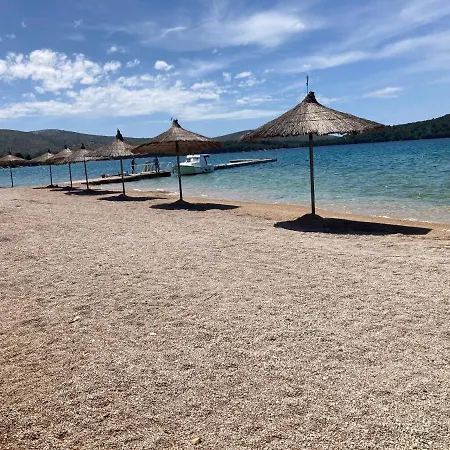 Apartment Sea Breeze 110m2 Family Near Sibenik Zaboric