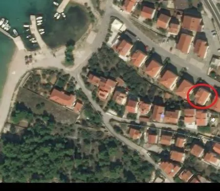 Sea Breeze 110m2 Family Near Sibenik Apartment *
